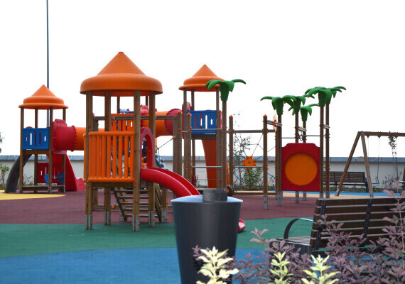 Playground Abu Dhabi - Dubai - Multitower structure  - Holzhof