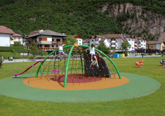 Parco giochi Laives Alto Adige - Struttura gioco in alluminio Eldorado XED150  - Holzhof