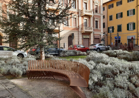 Piazza Cavallotti - Pisa [Progettista arch.Roberto Pasqualetti]  - Holzhof